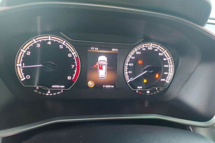 GEELY Coolray 2020 car image #12