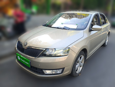 Skoda Rapid 2017 Skoda Rapid 2017 image de voiture