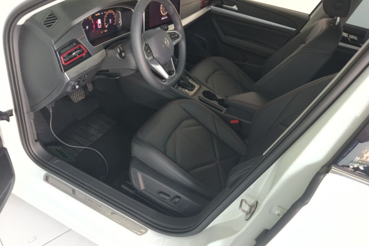 Volkswagen Lavida 2024 car image #15