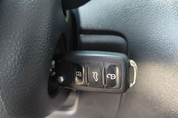 Volkswagen Polo 2016 #14 Volkswagen Polo 2016 car image #14