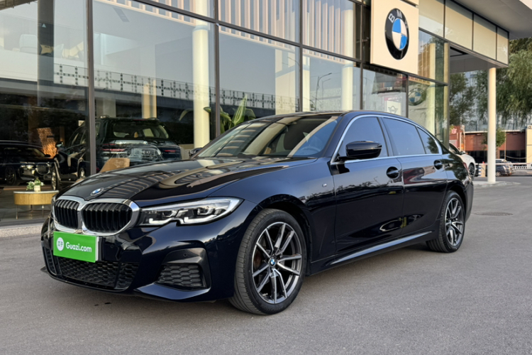BMW 3 Series 2020 car image #2