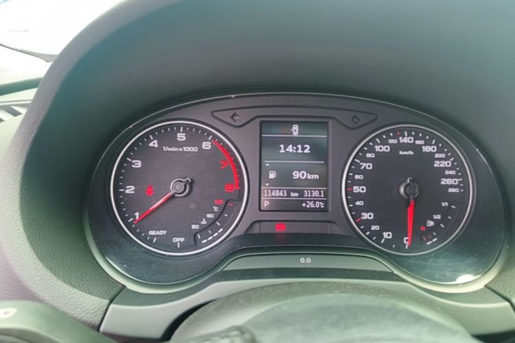 Audi A3 2019 immagine di auto #12