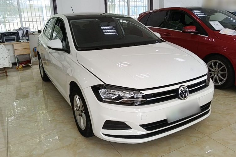 Volkswagen Polo 2020 car image #4