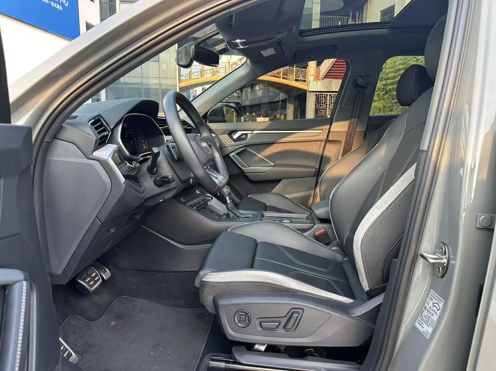 Audi Q3 2023 immagine di auto #21