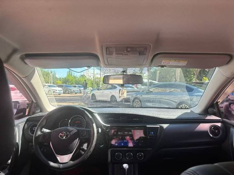 Toyota Corolla 2018 #6 Toyota Corolla 2018 car image #6