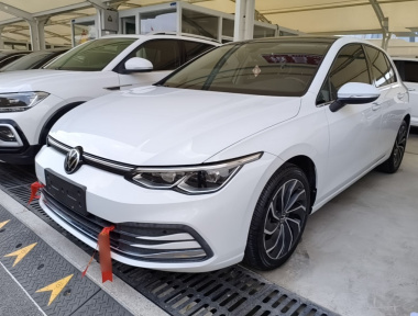 Volkswagen Golf 2021 car image 