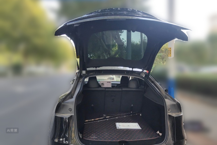Tesla Model Y 2025 #21 Tesla Model Y 2025 صورة سيارة #21