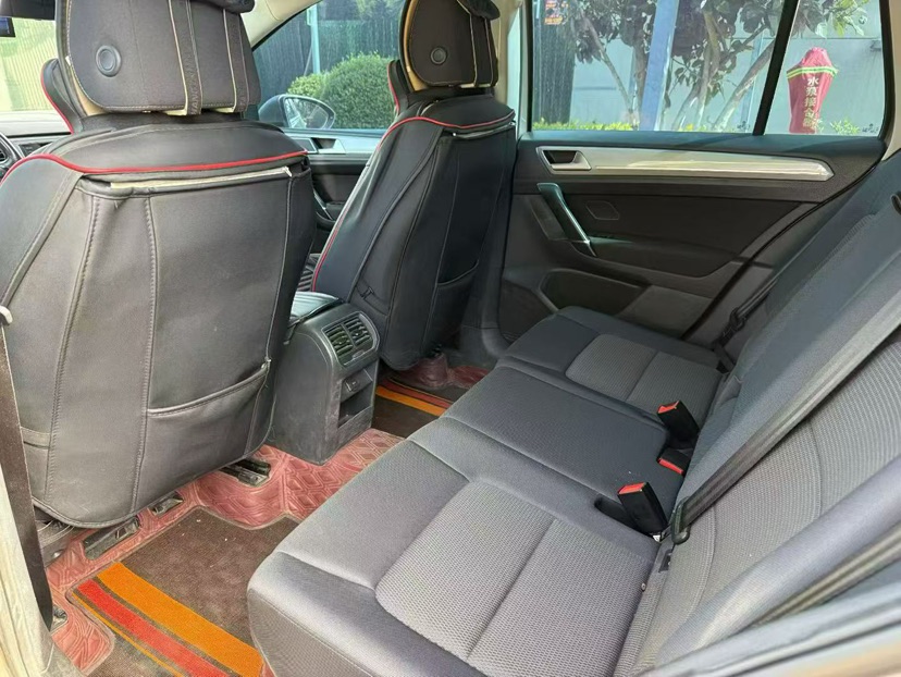 Volkswagen Golf Sportsvan 2017 #6 Volkswagen Golf Sportsvan 2017 car image #6