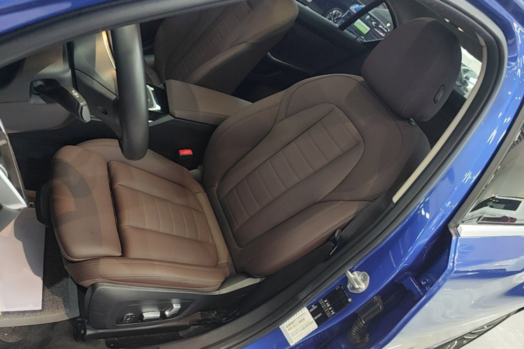 BMW 3 Series 2020 #19 BMW 3 Series 2020 car image #19