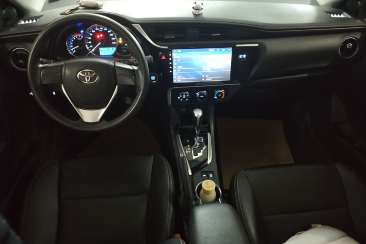 Toyota Corolla 2019 #10 Toyota Corolla 2019 car image #10