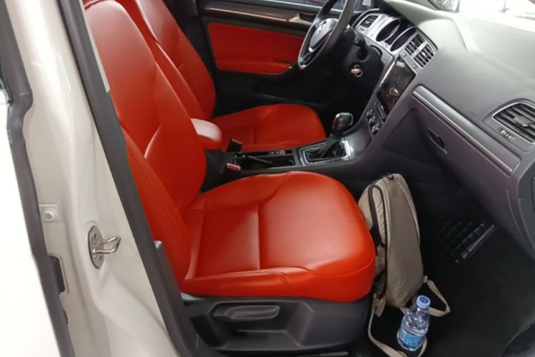 Volkswagen Golf 2016 car image #24