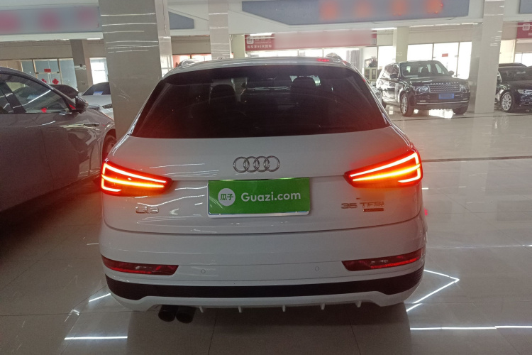 Audi Q3 2019 immagine di auto #4