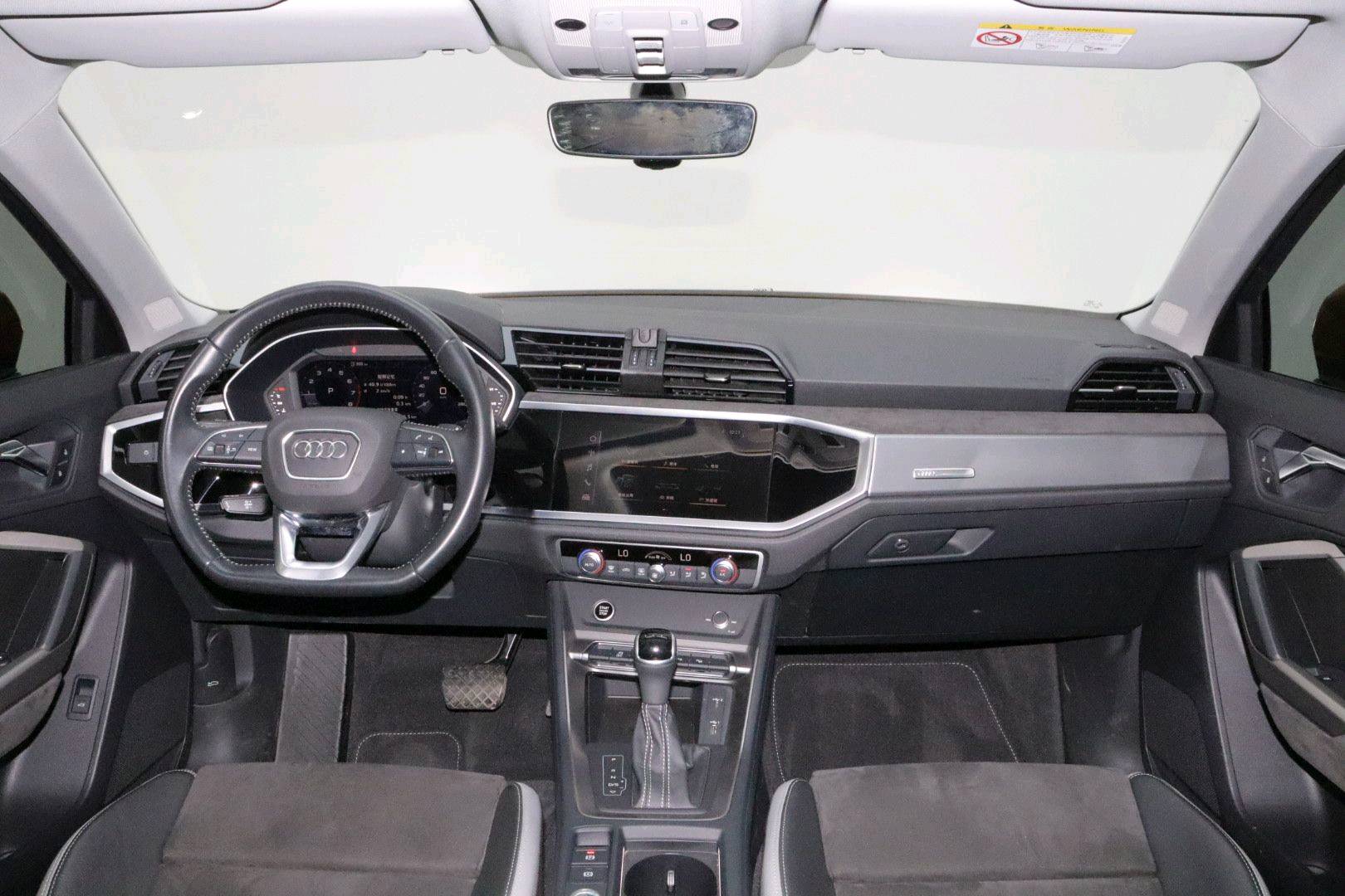 Audi Q3 2021 #10 Audi Q3 2021 car image #10