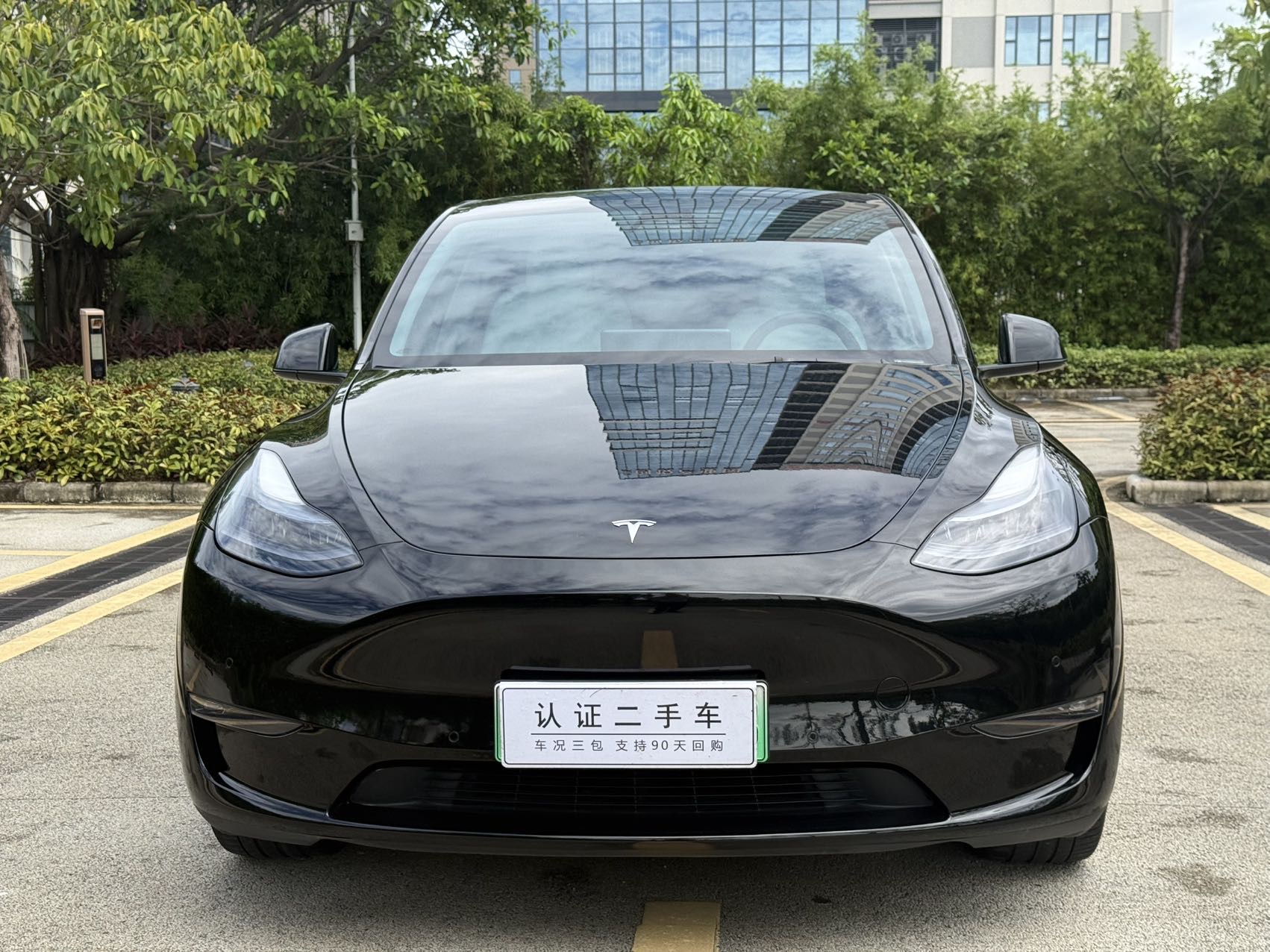 Tesla Model Y 2024 #2 Tesla Model Y 2024 car image #2