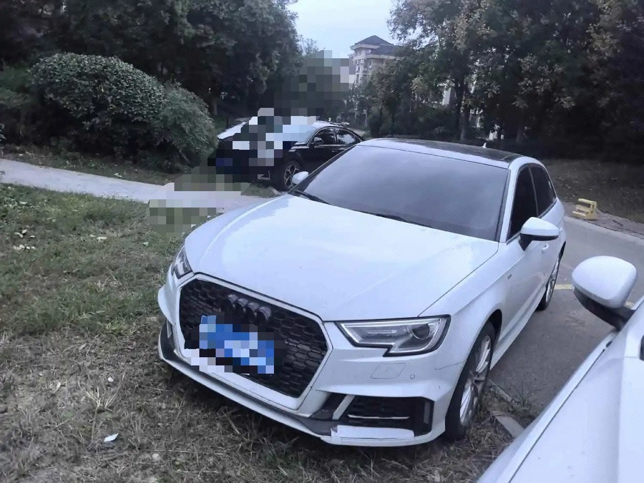 2018 2018 immagine di auto