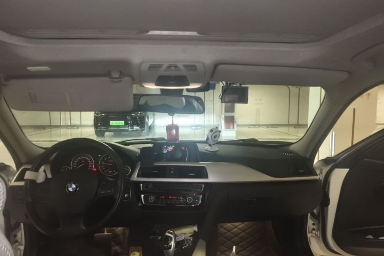 BMW 3 Series 2015 car image #20
