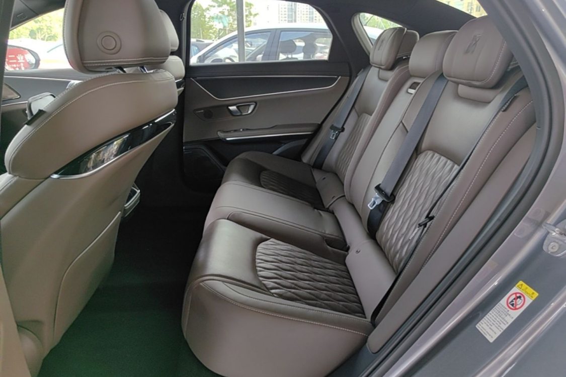 BYD Han 2021 car image #13