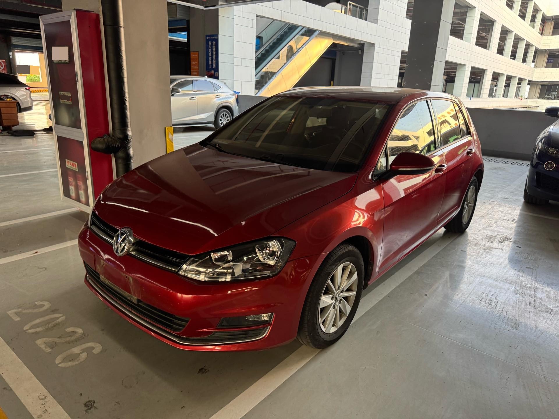 Volkswagen Golf 2017 car image 