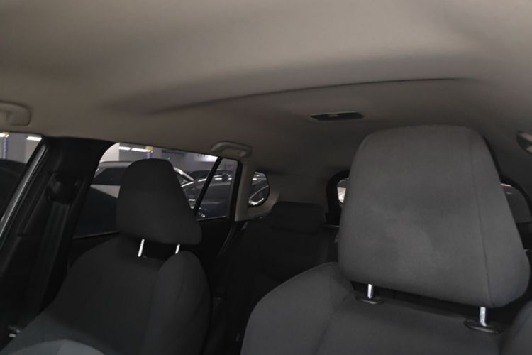 Toyota Corolla Cross 2024 car image #18