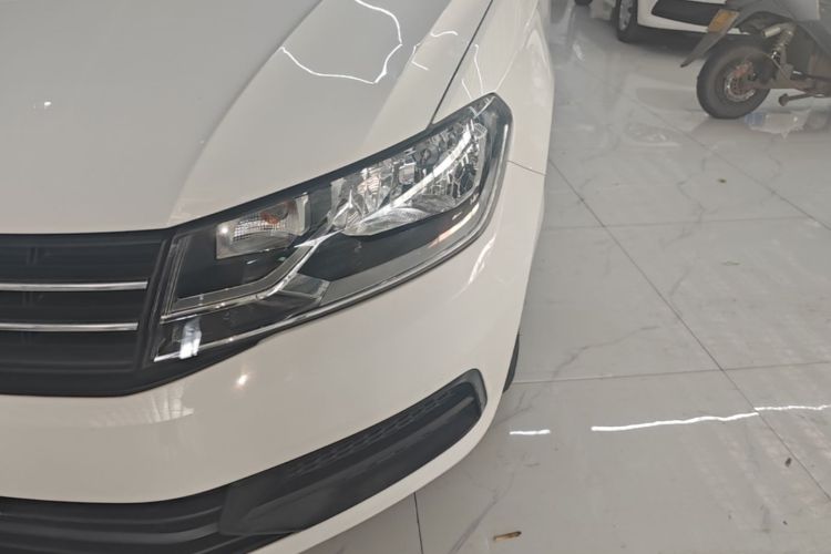 Volkswagen Santana 2018 car image #20
