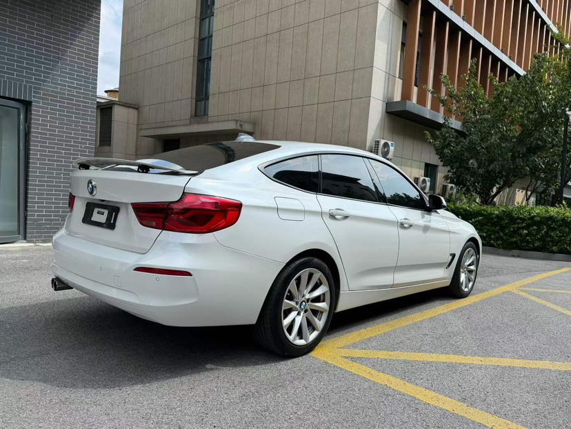 BMW 3 Series GT 2018 #8 BMW 3 Series GT 2018 car image #8