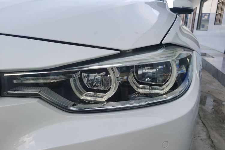 BMW 3 Series 2019 #6 BMW 3 Series 2019 car image #6