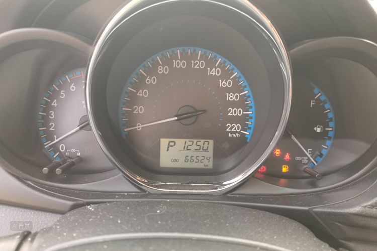 Toyota Vios 2019 car image #13