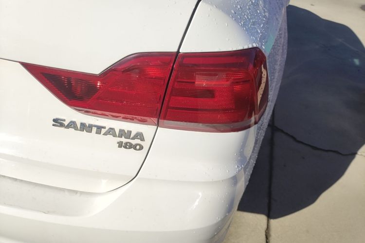 Volkswagen Santana 2017 صورة سيارة #8
