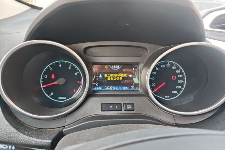 BYD Yuan 2016 #13 BYD Yuan 2016 car image #13