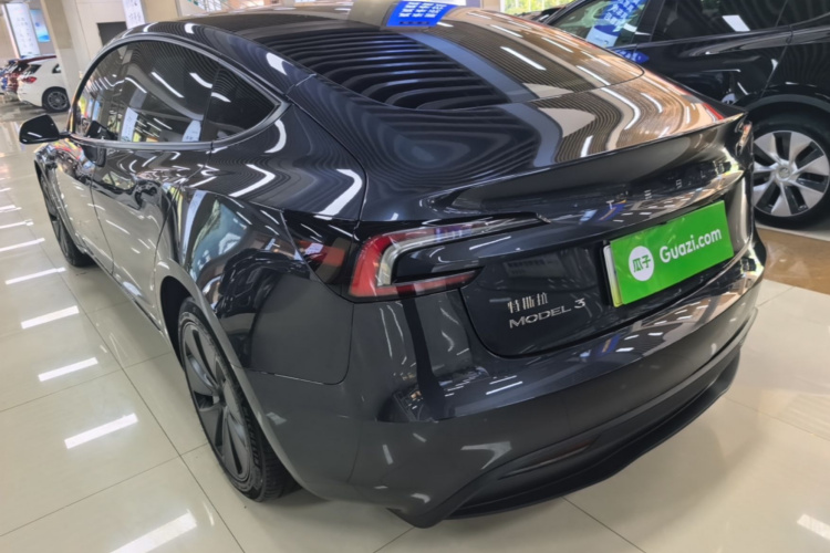 Tesla Model 3 2024 #5 Tesla Model 3 2024 car image #5