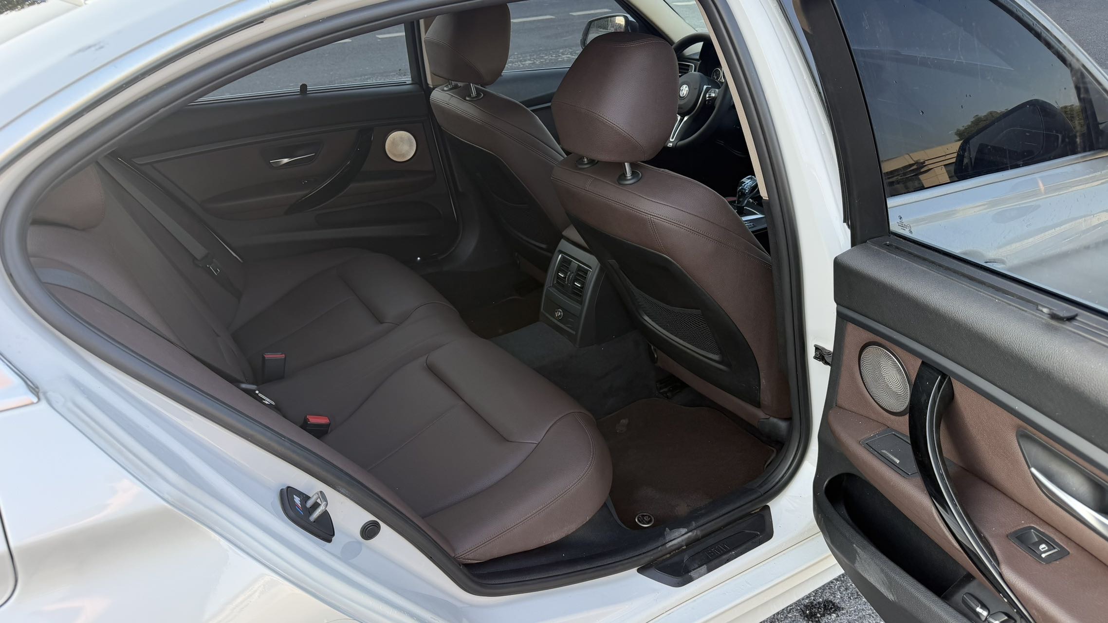 BMW 3 Series 2019 #5 BMW 3 Series 2019 car image #5