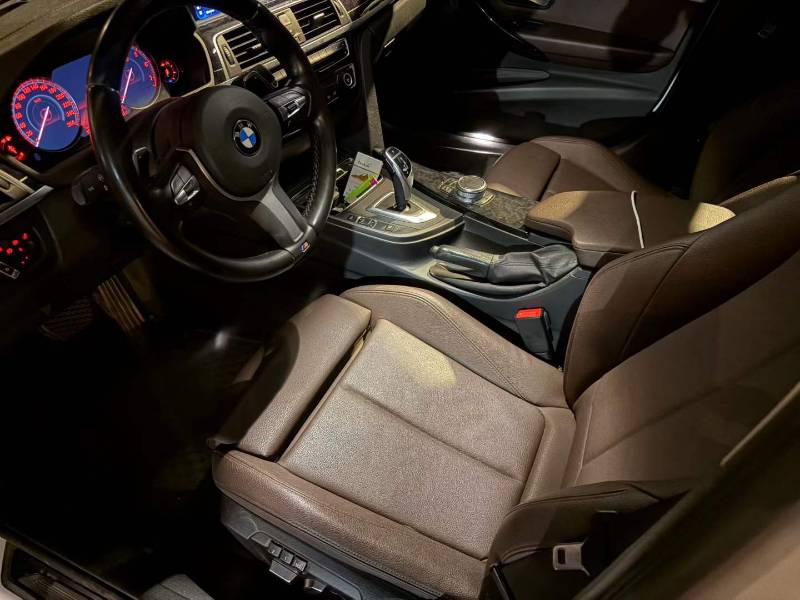BMW 3 Series 2019 #4 BMW 3 Series 2019 immagine di auto #4