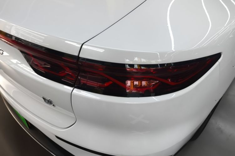 BYD Han 2023 #8 BYD Han 2023 car image #8