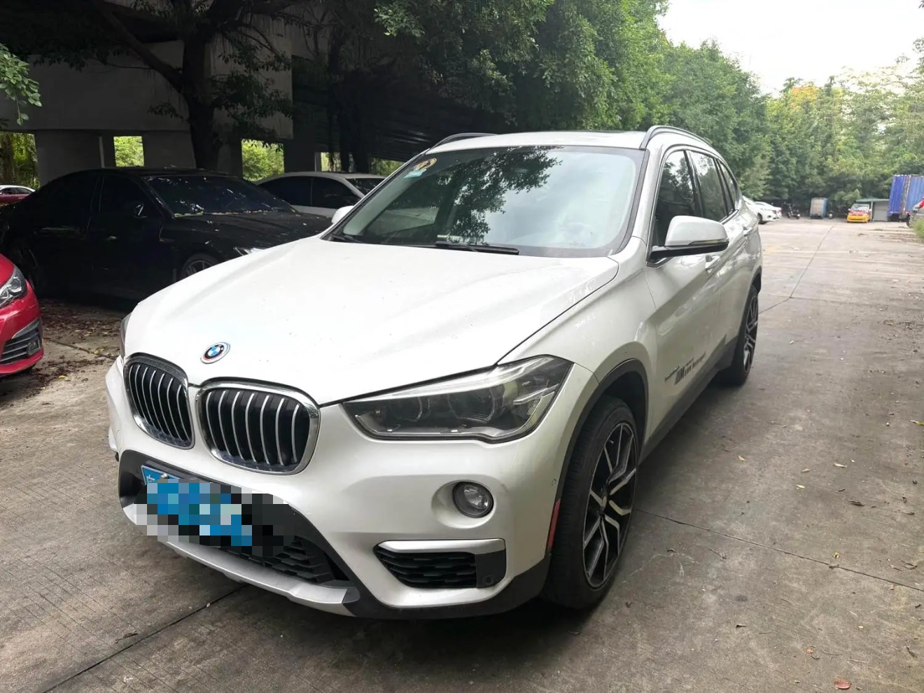 2017 2017 car image
