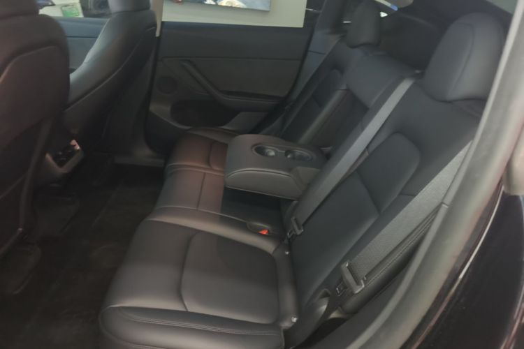 Tesla Model Y 2023 #17 Tesla Model Y 2023 car image #17