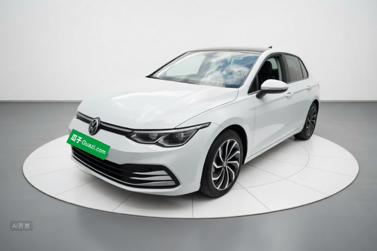 Volkswagen Golf 2022 immagine di auto #2