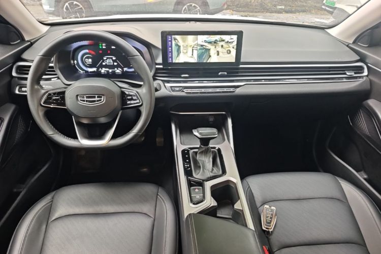GEELY Emgrand 2021 صورة سيارة #10