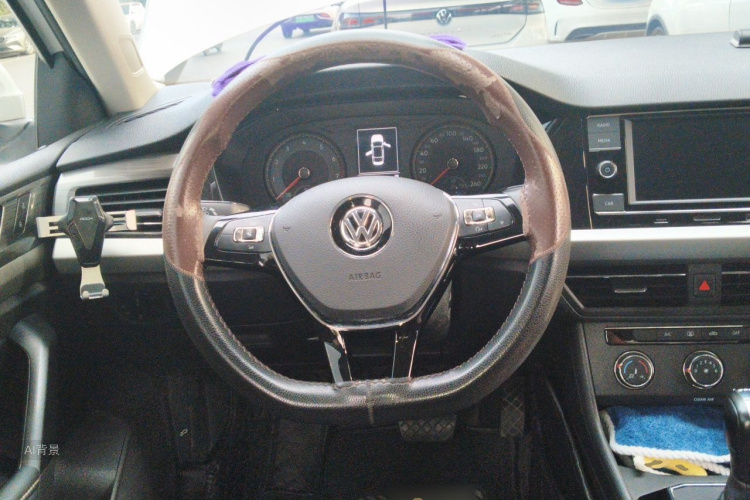 Volkswagen Lavida 2019 car image #12