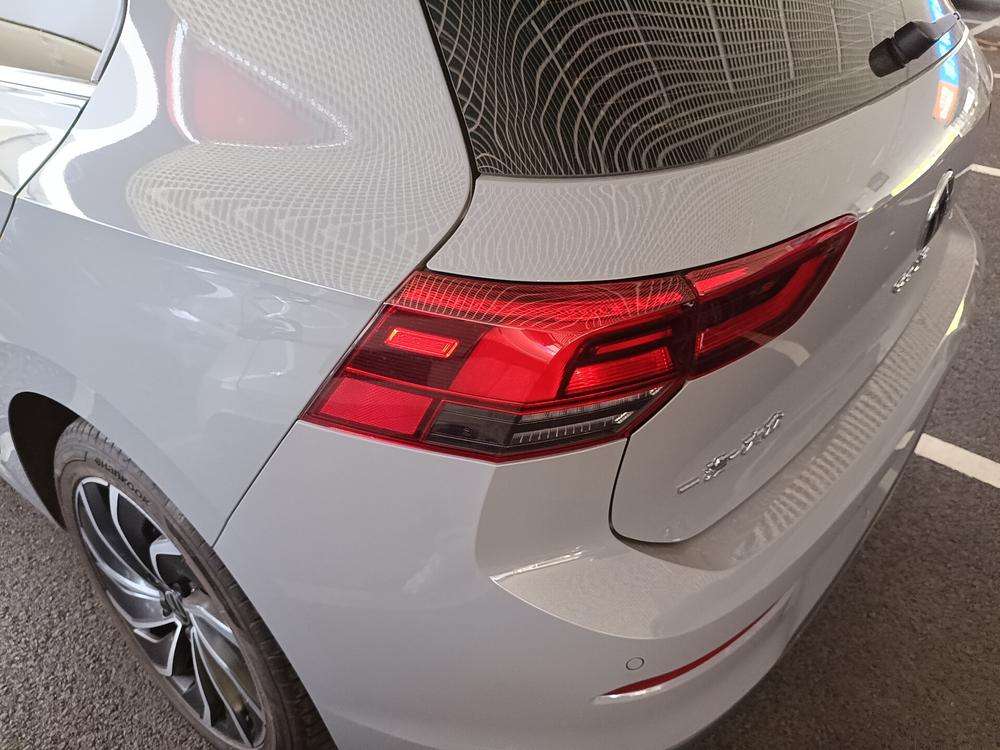Volkswagen Golf 2025 car image #10