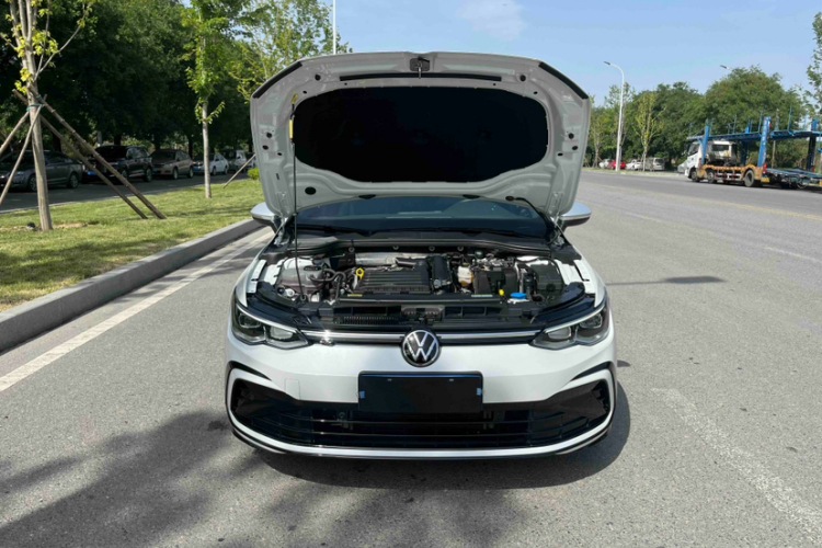 Volkswagen Golf 2024 #17 Volkswagen Golf 2024 car image #17
