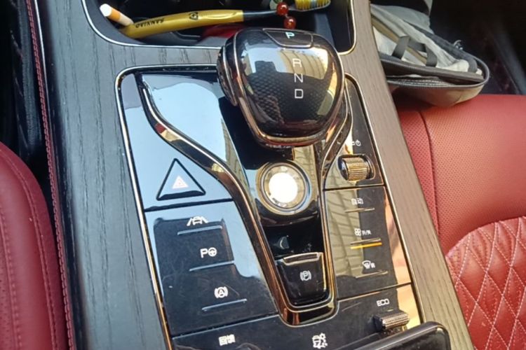BYD Han 2021 car image #18