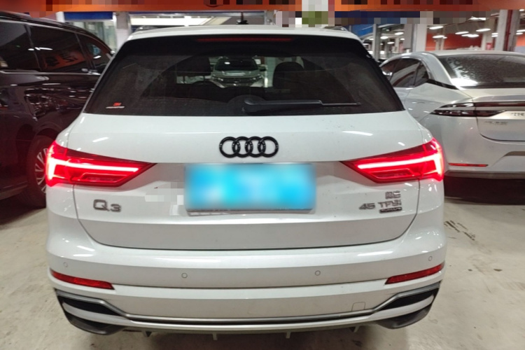Audi Q3 2021 immagine di auto #6