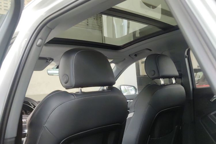 Audi Q3 2025 car image #18