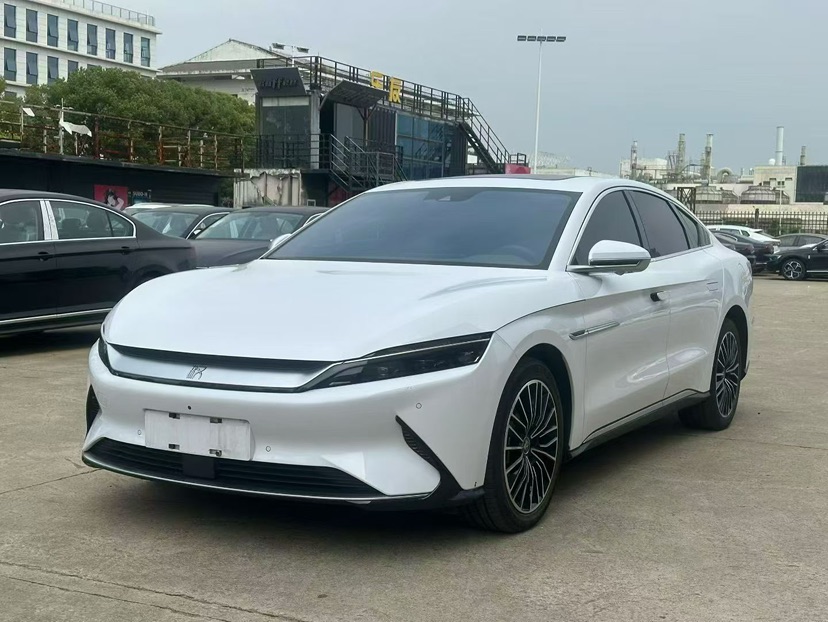 BYD Han 2023 #9 BYD Han 2023 صورة سيارة #9