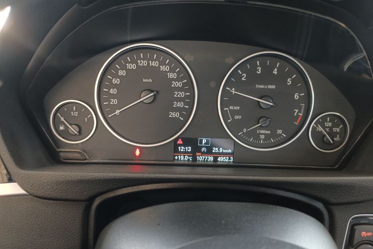 BMW 3 Series 2017 #12 BMW 3 Series 2017 car image #12