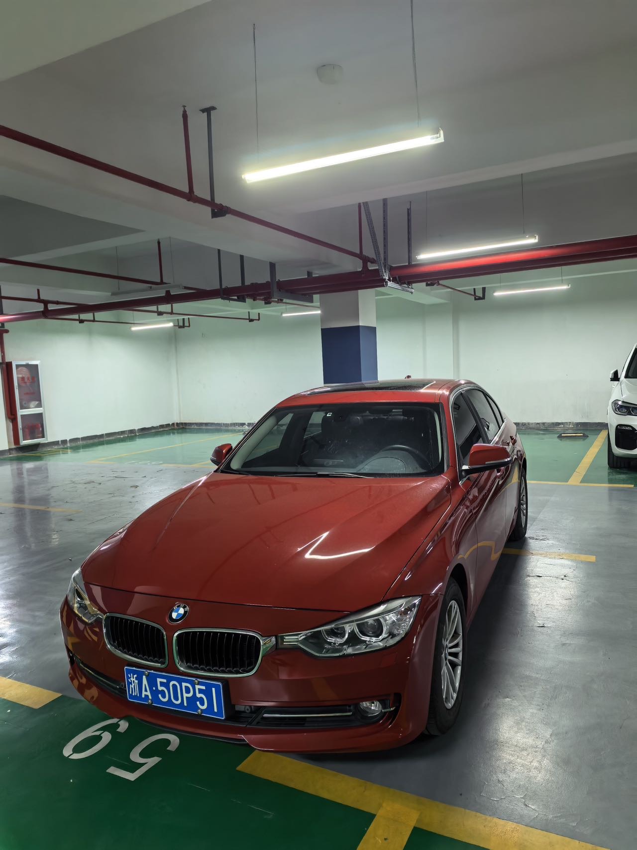 BMW 3 Series 2014 car image 