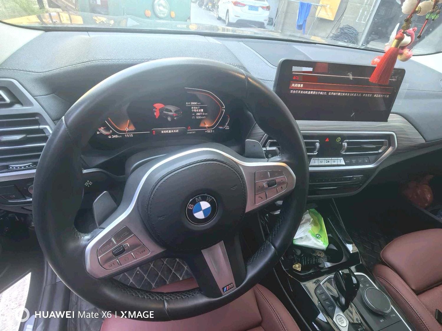BMW X3 2024 car image #3