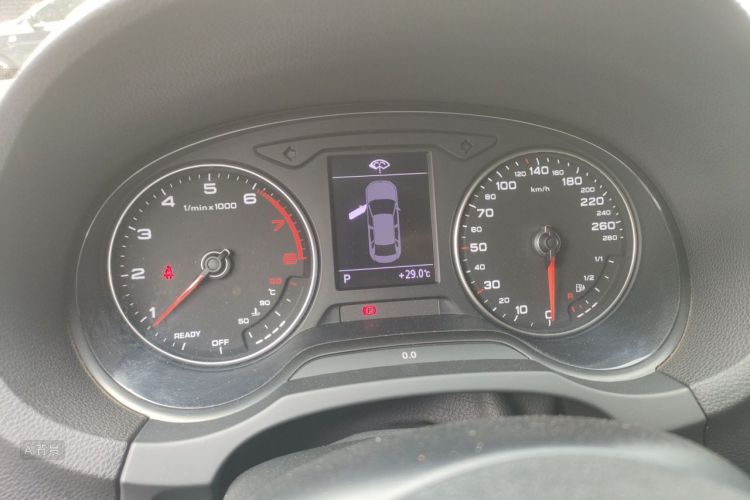 Audi A3 2017 car image #13