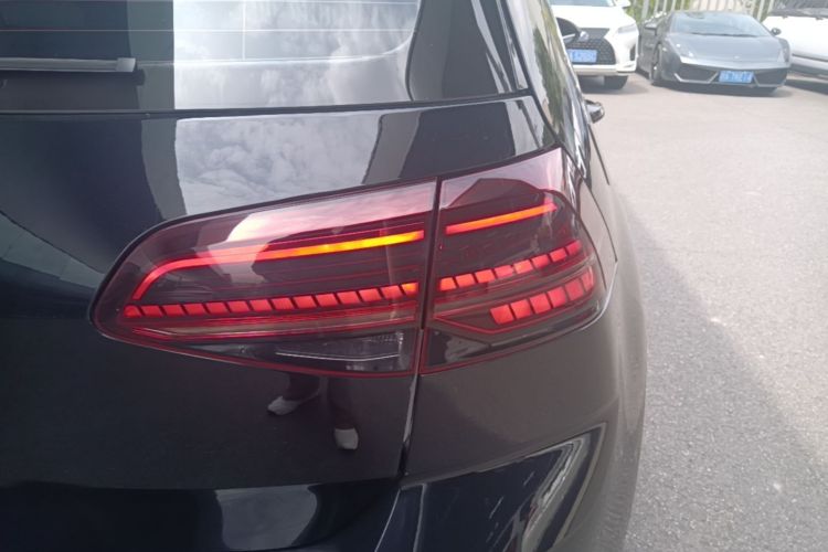 Volkswagen Golf 2020 #8 Volkswagen Golf 2020 car image #8