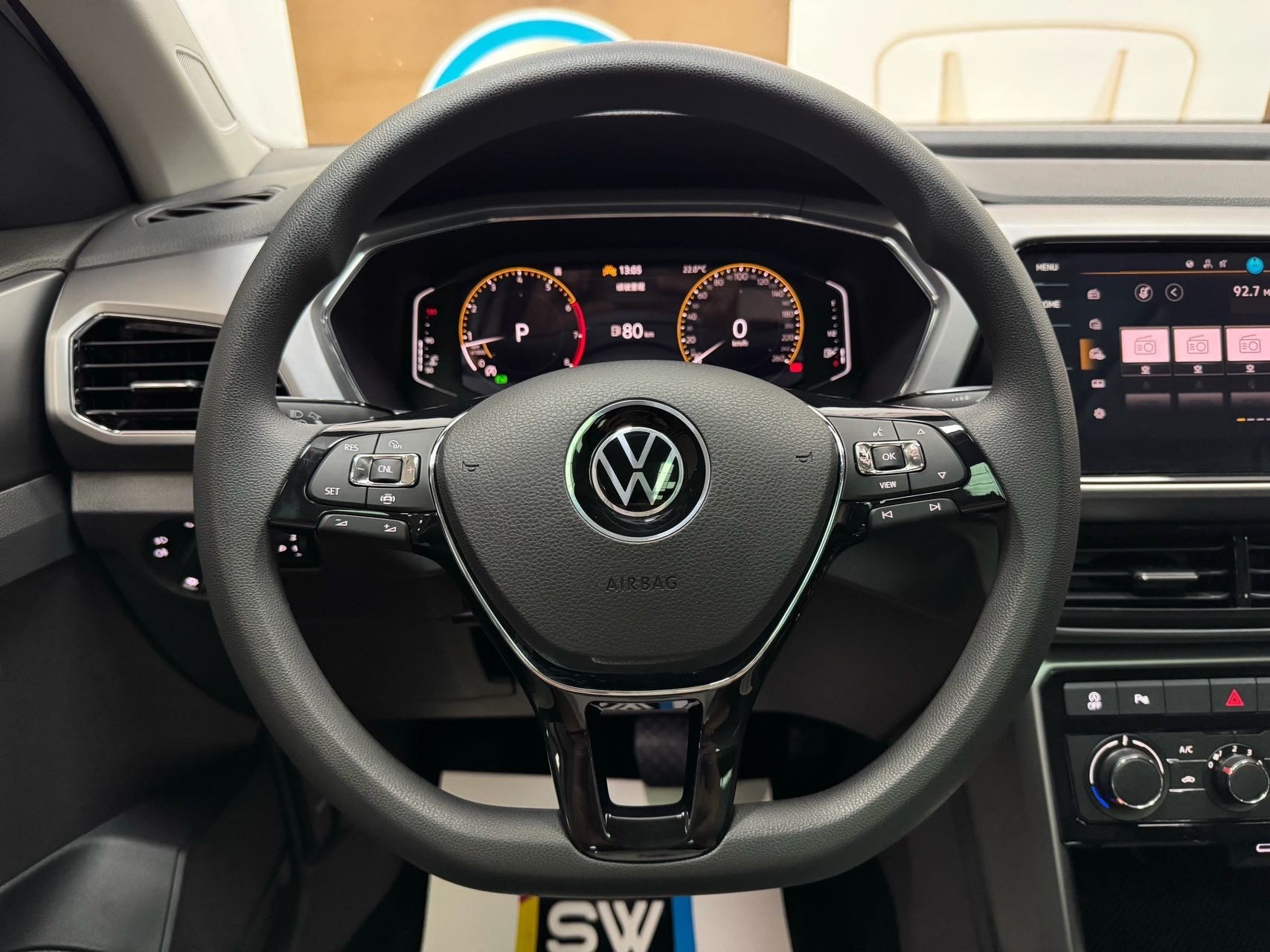 Volkswagen T-Cross 2023 #11 Volkswagen T-Cross 2023 car image #11